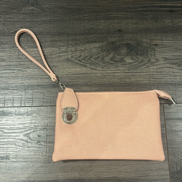 Wristlet - Picture 1 of 2